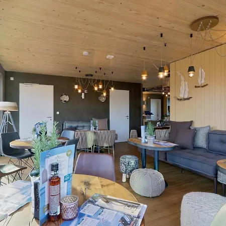 1 Bedroom Front In Lembruch-duemmer Holiday home
